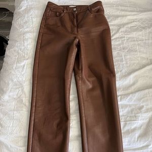 aritzia melina pants size 2 colour cognac. perfect condition!